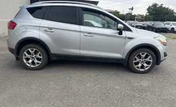 Ford Kuga 2012 года за 3 500 000 тг. в Тараз фото 4