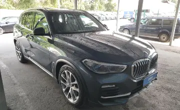 BMW X5 2021 года за 31 000 000 тг. в Алматы фото 3