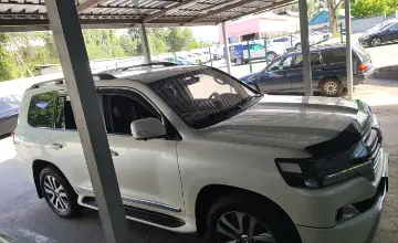 Toyota Land Cruiser 2018 года за 28 000 000 тг. в Алматы фото 4