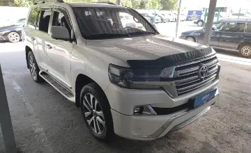 Toyota Land Cruiser 2018 года за 28 000 000 тг. в Алматы фото 3