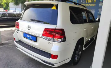 Toyota Land Cruiser 2018 года за 28 000 000 тг. в Алматы