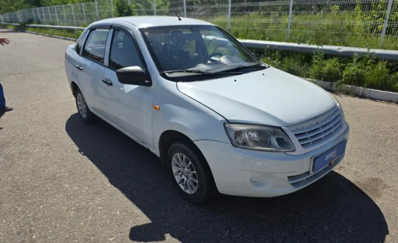 LADA (ВАЗ) Granta 2013 года за 2 000 000 тг. в Усть-Каменогорск фото 3