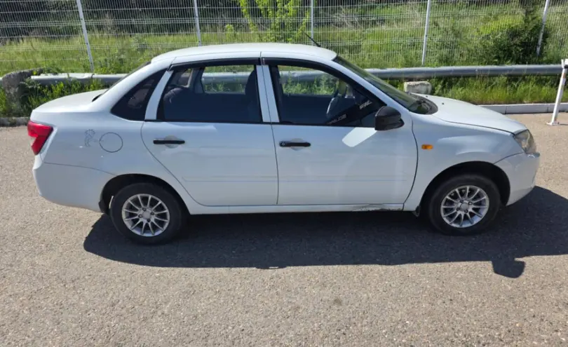 LADA (ВАЗ) Granta 2013 года за 2 000 000 тг. в Усть-Каменогорск фото 4