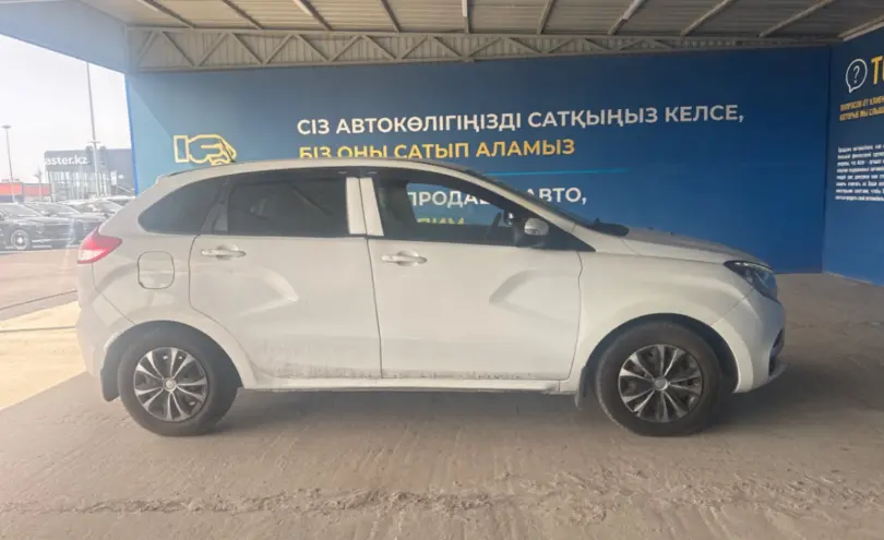 LADA (ВАЗ) XRAY 2018 года за 2 400 000 тг. в Алматы фото 4