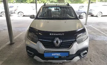 Renault Sandero 2019 года за 2 800 000 тг. в Алматы фото 2