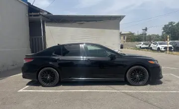 Toyota Camry 2019 года за 11 500 000 тг. в Тараз фото 4