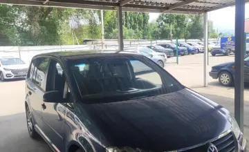 Volkswagen Touran 2008 года за 2 500 000 тг. в Алматы фото 3