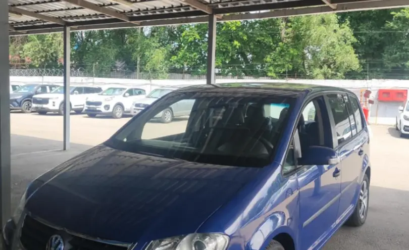Volkswagen Touran 2008 года за 2 500 000 тг. в Алматы