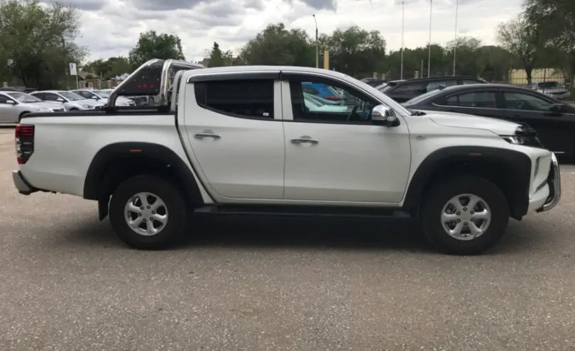 Mitsubishi L200 2023 года за 17 000 000 тг. в Актобе фото 4