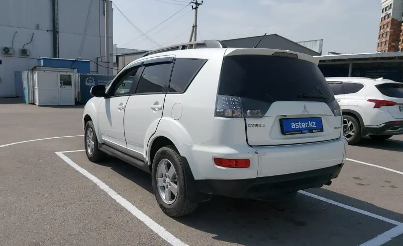 Mitsubishi Outlander 2010 года за 6 200 000 тг. в Шымкент фото 4