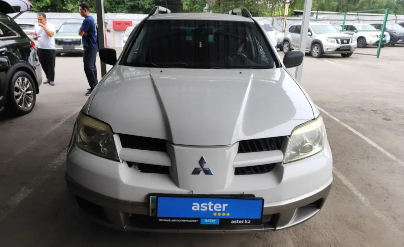 Mitsubishi Outlander 2003 года за 3 000 000 тг. в Алматы фото 2