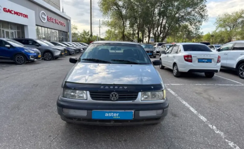 Volkswagen Passat 1994 года за 1 000 000 тг. в Актобе фото 2