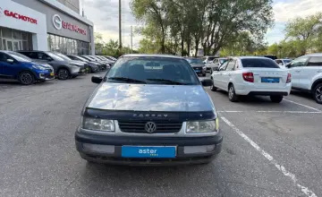 Volkswagen Passat 1994 года за 1 000 000 тг. в Актобе фото 2