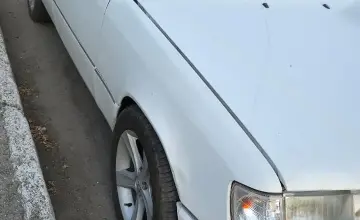Mercedes-Benz E-Класс 1992 года за 1 700 000 тг. в Усть-Каменогорск фото 3