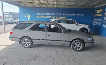 Toyota Camry 1997 года за 2 300 000 тг. в Алматы фото 4
