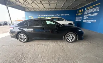 Toyota Camry 2021 года за 14 000 000 тг. в Алматы фото 4