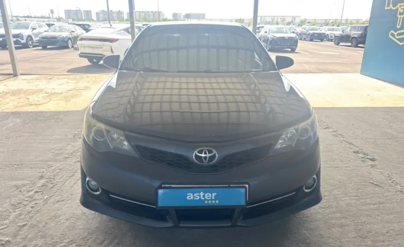 Toyota Camry 2014 года за 9 000 000 тг. в Алматы фото 2