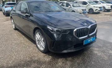 BMW 5 серии 2023 года за 37 500 000 тг. в Актобе фото 3