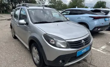 Renault Sandero 2014 года за 2 700 000 тг. в Актобе фото 3