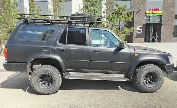 Toyota 4Runner 1993 года за 1 000 000 тг. в Астана