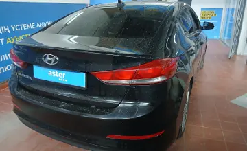 Hyundai Elantra 2017 года за 6 500 000 тг. в Астана