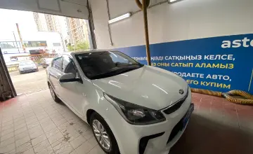 Kia Rio 2019 года за 6 800 000 тг. в Астана фото 3
