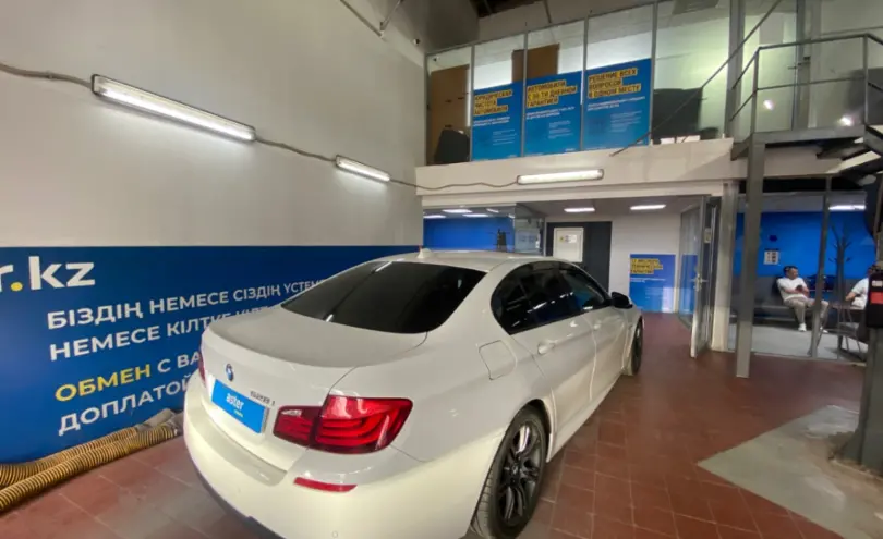BMW 5 серии 2013 года за 11 000 000 тг. в Астана фото 5
