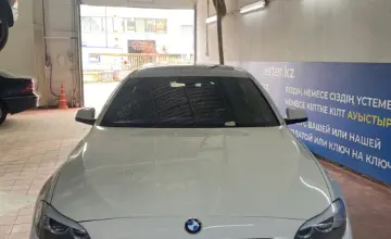 BMW 5 серии 2013 года за 11 000 000 тг. в Астана фото 2
