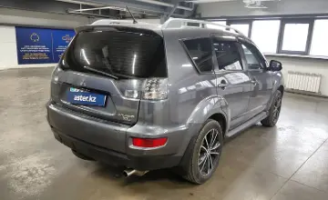 Mitsubishi Outlander 2010 года за 5 000 000 тг. в Астана фото 3