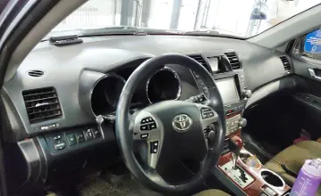 Toyota Highlander 2011 года за 13 000 000 тг. в Астана фото 5