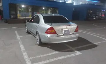 Mercedes-Benz C-Класс 2000 года за 2 500 000 тг. в Алматы фото 4