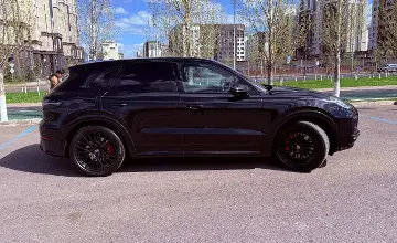 Porsche Cayenne 2021 года за 58 000 000 тг. в Астана фото 3