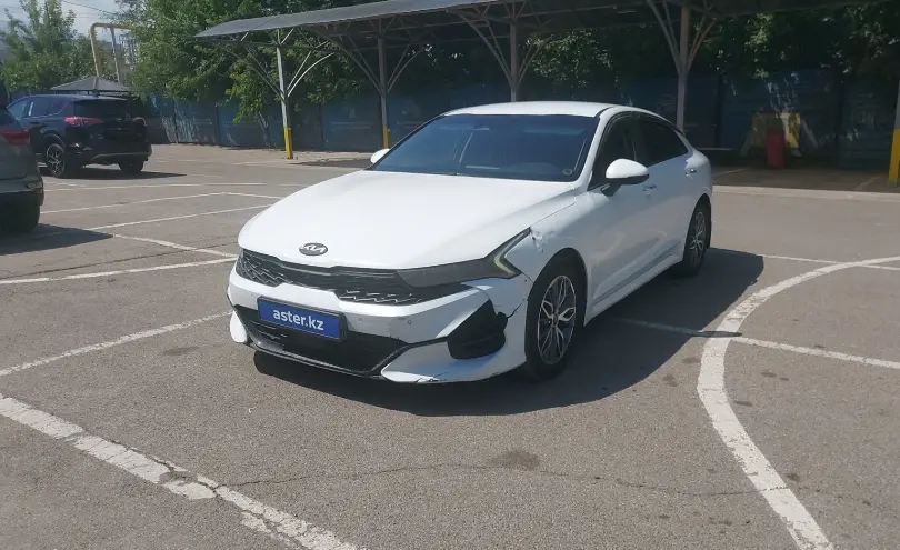 Kia K5 2022 года за 8 000 000 тг. в Алматы