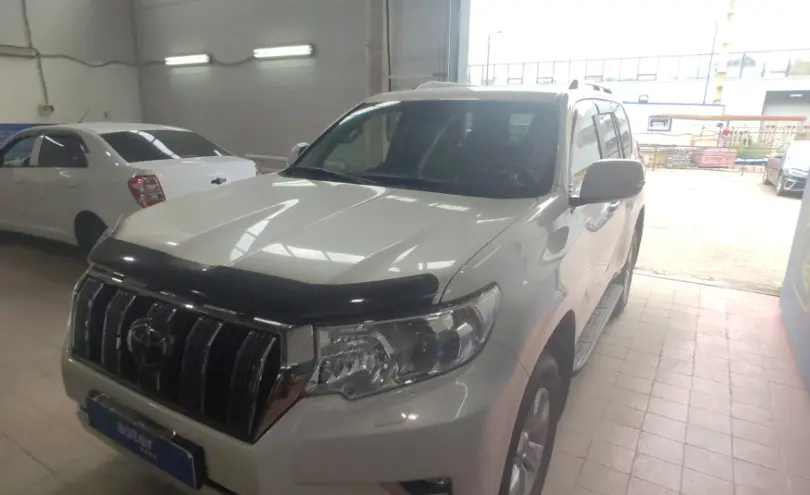 Toyota Land Cruiser Prado 2022 года за 30 000 000 тг. в Астана