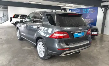 Mercedes-Benz M-Класс 2014 года за 13 000 000 тг. в Астана фото 4