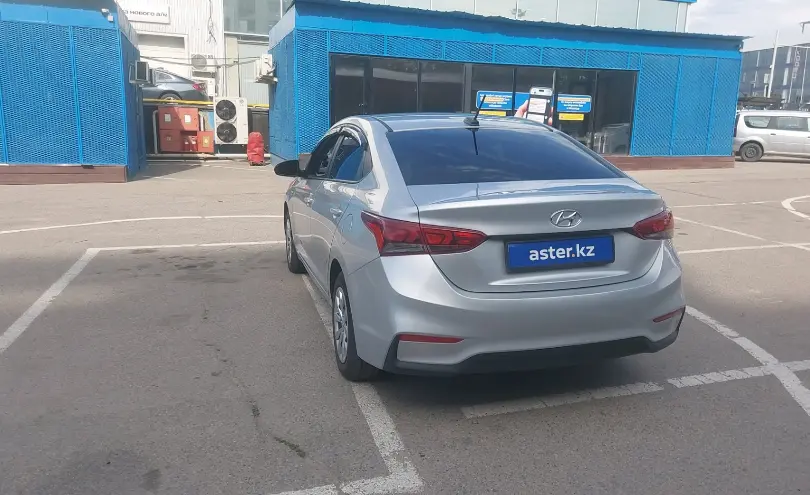 Hyundai Accent 2017 года за 6 000 000 тг. в Алматы фото 4