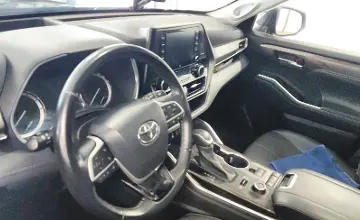 Toyota Highlander 2022 года за 28 000 000 тг. в Астана фото 5