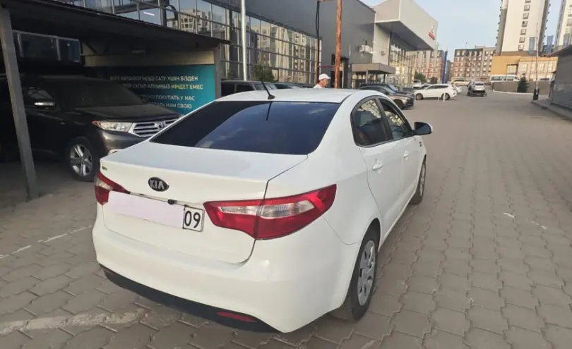 Kia Rio 2013 года за 4 300 000 тг. в Караганда фото 5