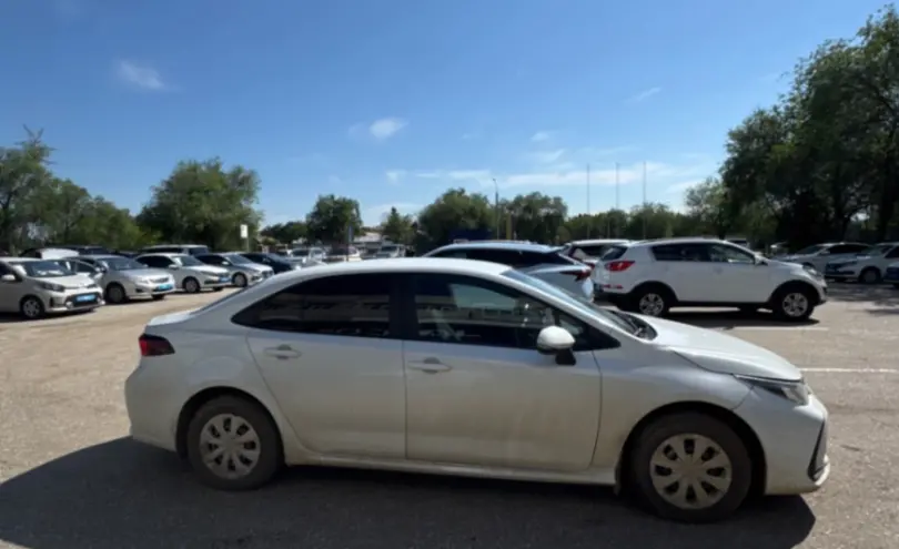 Toyota Corolla 2022 года за 8 600 000 тг. в Актобе фото 4