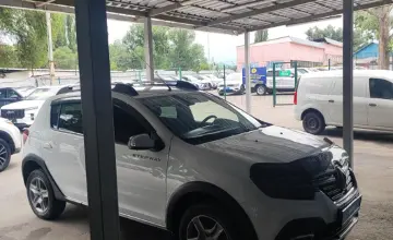 Renault Sandero 2022 года за 6 000 000 тг. в Алматы фото 4