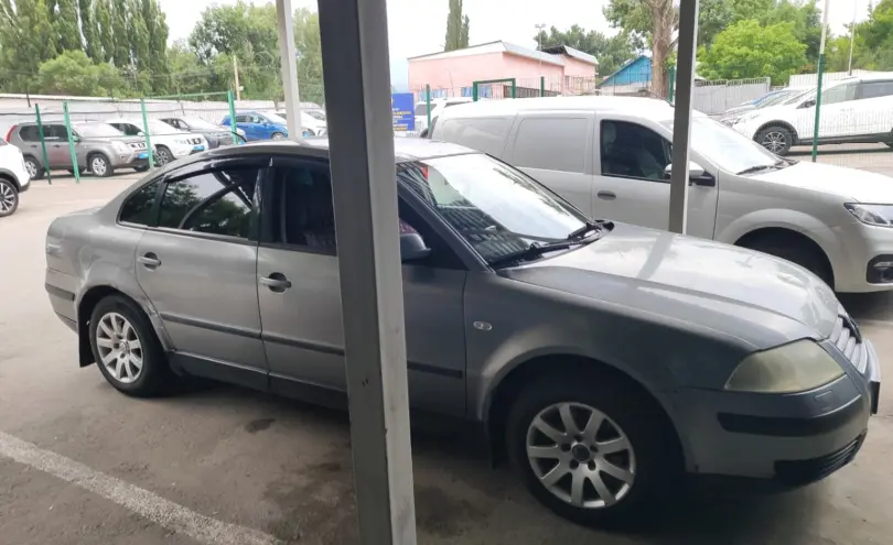 Volkswagen Passat 2003 года за 1 700 000 тг. в Алматы фото 4