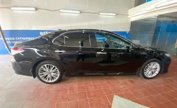 Toyota Camry 2019 года за 13 000 000 тг. в Астана фото 4