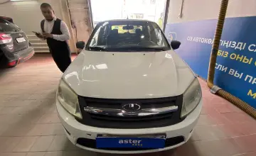 LADA (ВАЗ) Granta 2018 года за 2 500 000 тг. в Астана фото 2