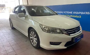 Honda Accord 2013 года за 6 700 000 тг. в Астана фото 3