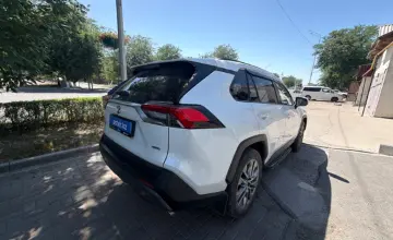 Toyota RAV4 2020 года за 14 000 000 тг. в Шымкент