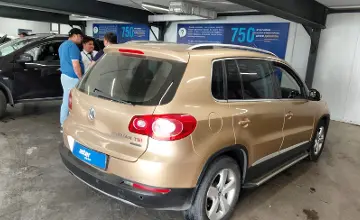 Volkswagen Tiguan 2012 года за 5 500 000 тг. в Астана фото 3
