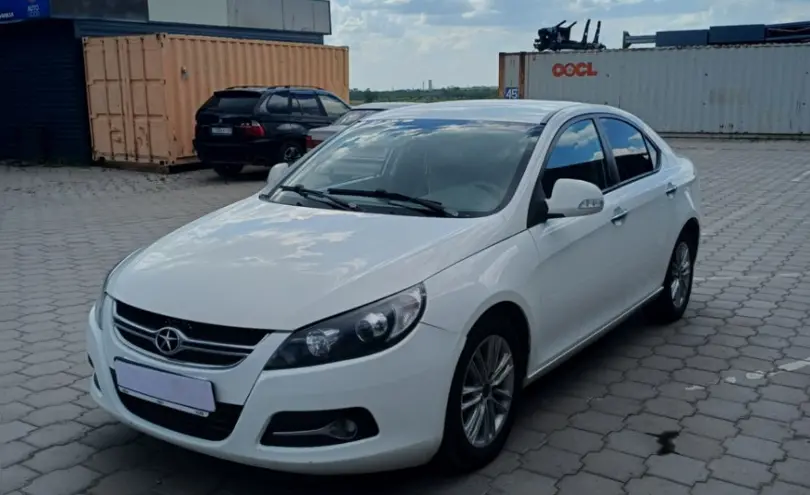 JAC J5 (Heyue) 2015 года за 3 000 000 тг. в Караганда