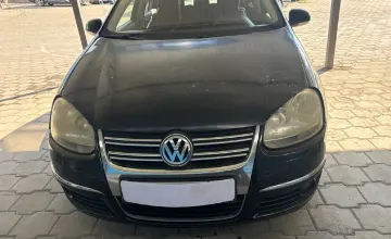 Volkswagen Jetta 2006 года за 1 500 000 тг. в Караганда фото 2