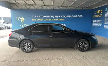 Toyota Camry 2015 года за 8 700 000 тг. в Алматы фото 4