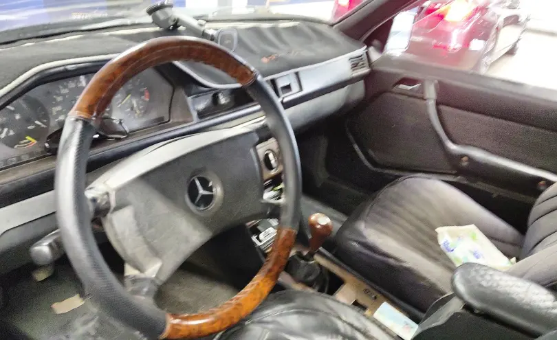 Mercedes-Benz E-Класс 1992 года за 700 000 тг. в Астана фото 5
